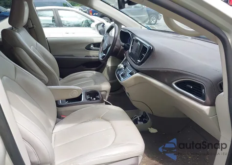 2021 Chrysler Pacifica Hybrid Touring L из США, поврежденный, VIN 2C4RC1L73MR581048